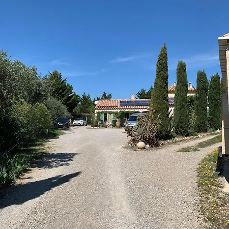 La Lavandiere Famille Amis Relais Motards Bed & Breakfast 3*